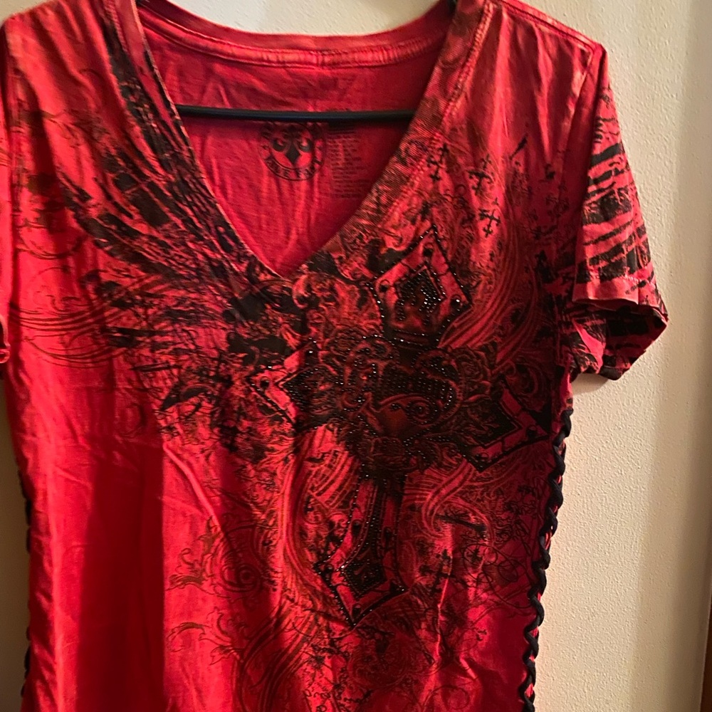 Affliction womens v neck shirt